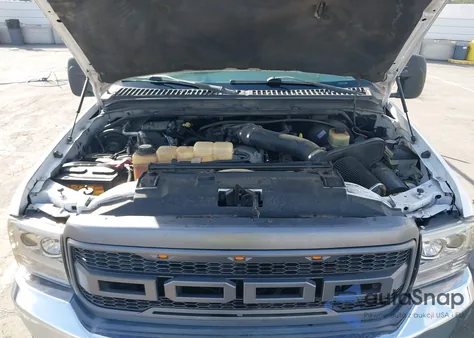 2002 Ford F-350 Lariat/Xl/Xlt from USA, damaged, VIN 1FTSW30SX2ED71621